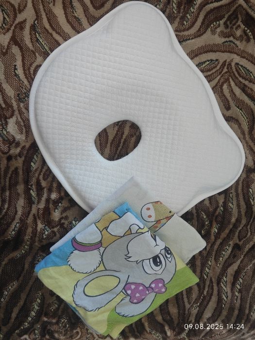 Продам детскую подушку 0+ ортопедическую