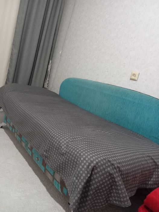 Продается Диван.