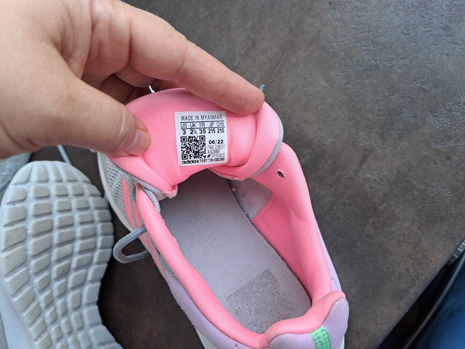 детски маратонки Adidas,кецове,спортни обувки,адидас,№35
