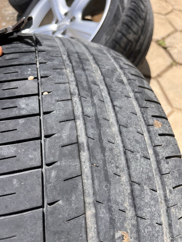Джанти 19 с летни гуми 235/55/19 за Audi Q5