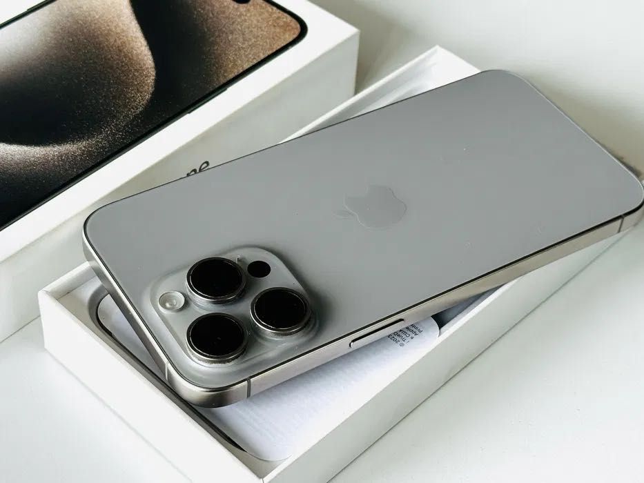 Iphone 15 Pro Max 256GB Natural Titanium 100% Батерия! Гаранция 6 мес