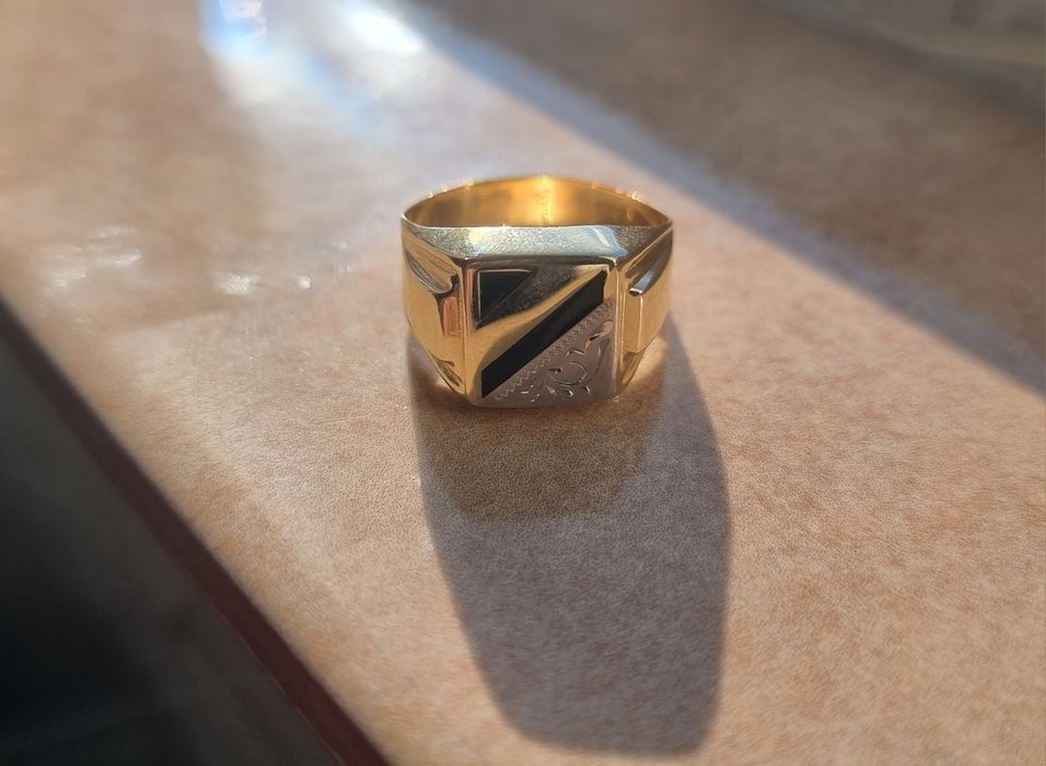 Мъжки златен пръстен