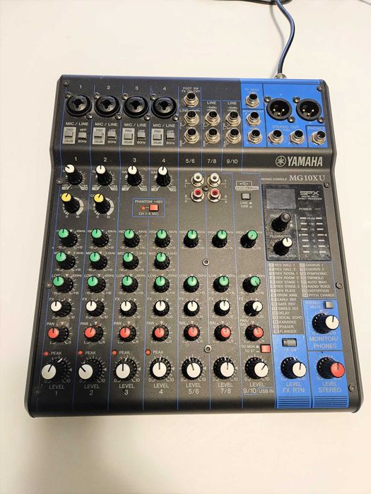 Mixer Professional Yamaha MG10XU