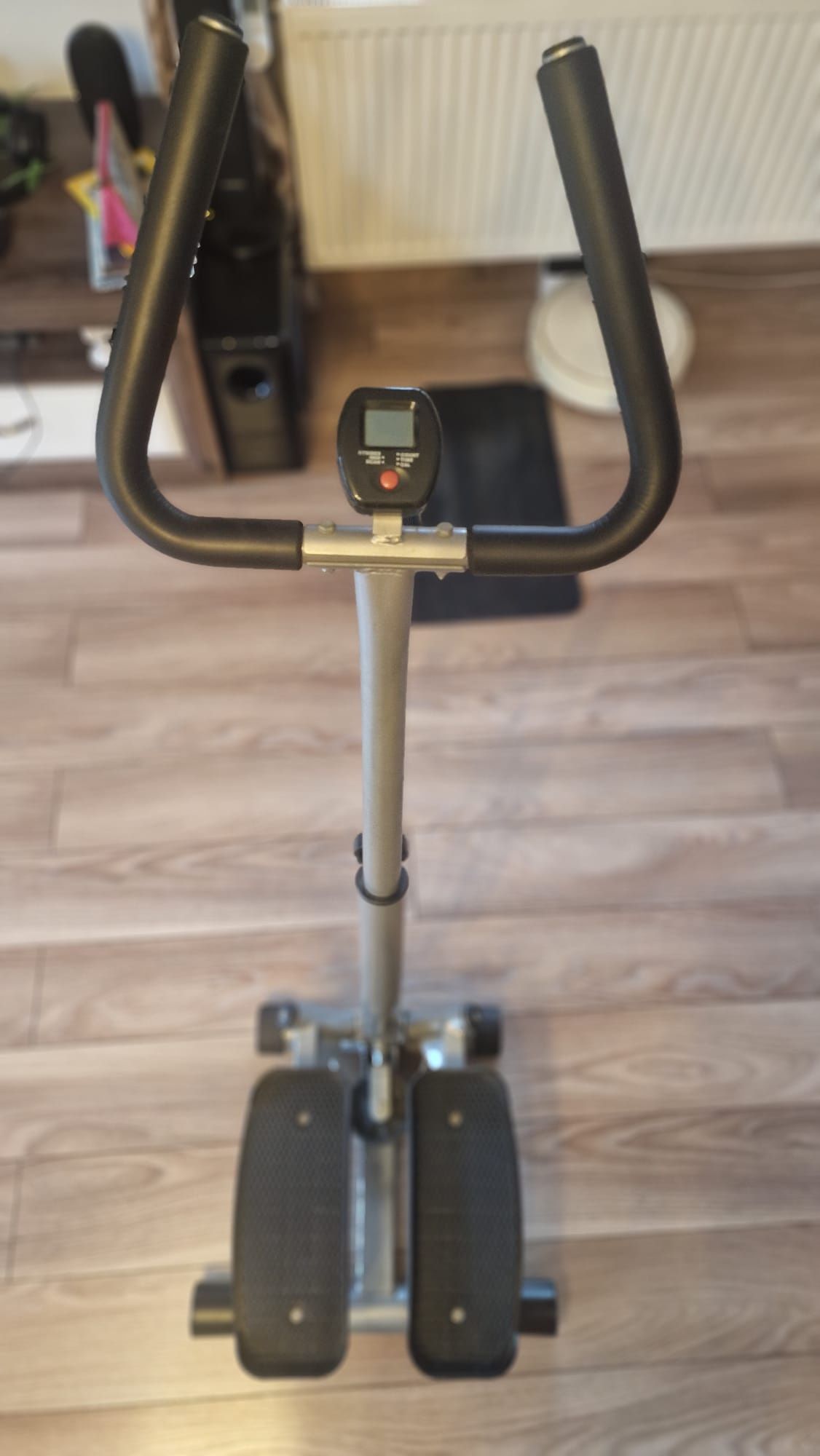 Stepper cu afișaj electronic