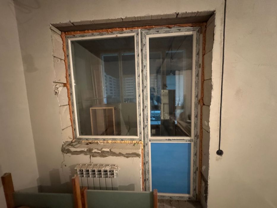 Продам окно с дверью
