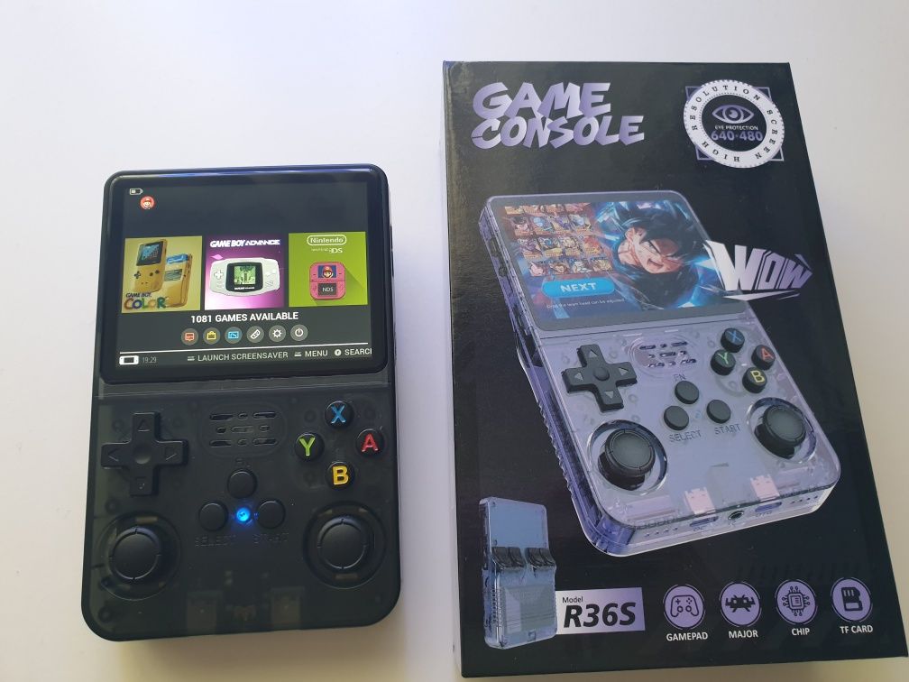 Consola R36S emulator ultimul model cu 15000 jocuri, joysticks, husa