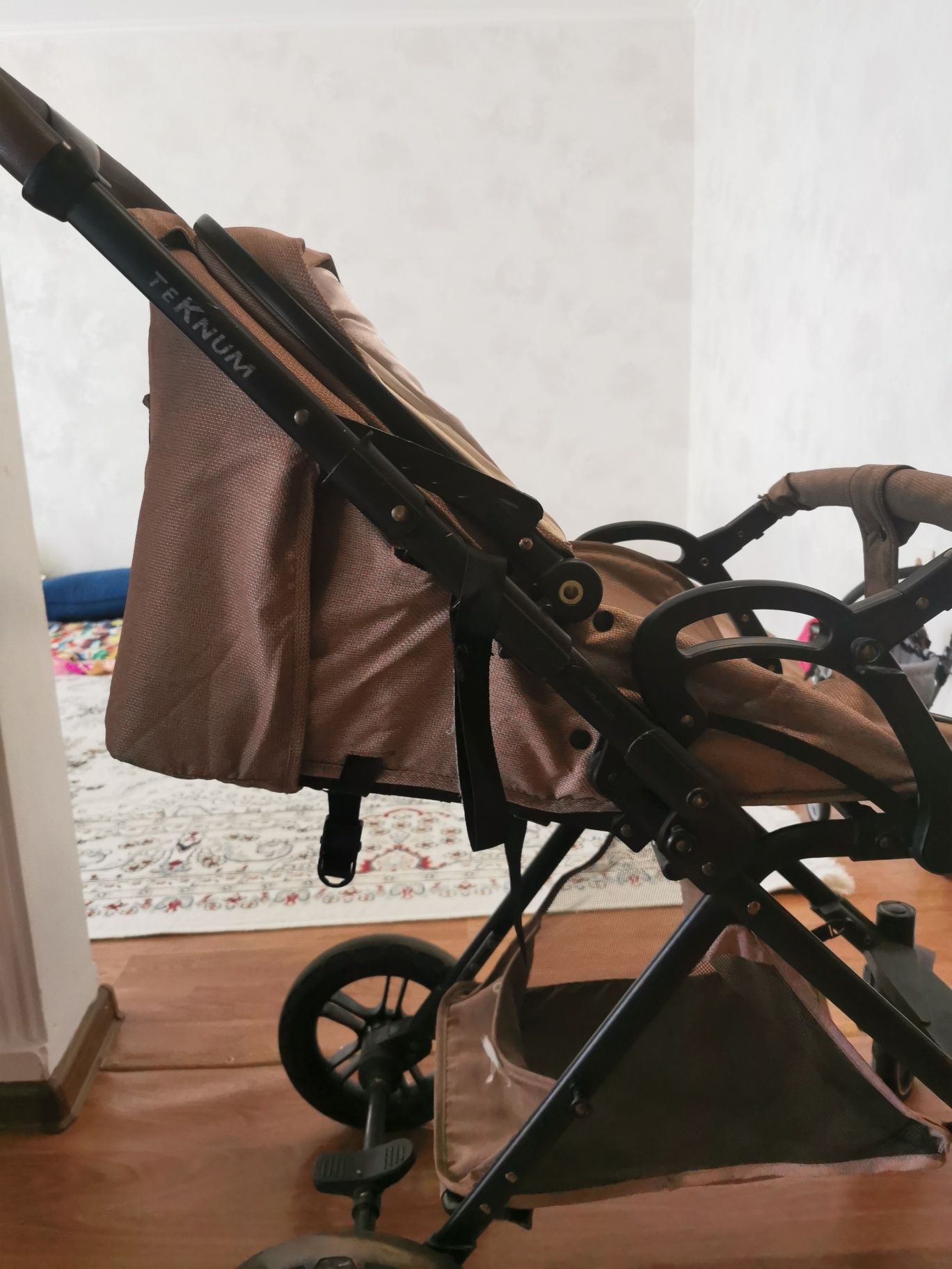 Продам коляску в хорошем состоянии