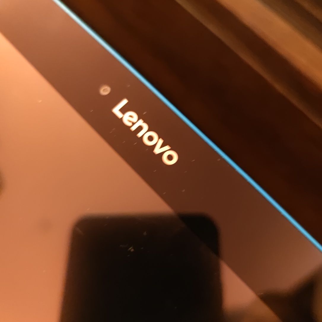 Планшет Lenovo tablet 10