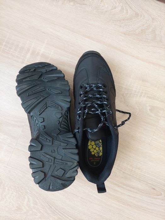 Мъжки обувки - номер 43