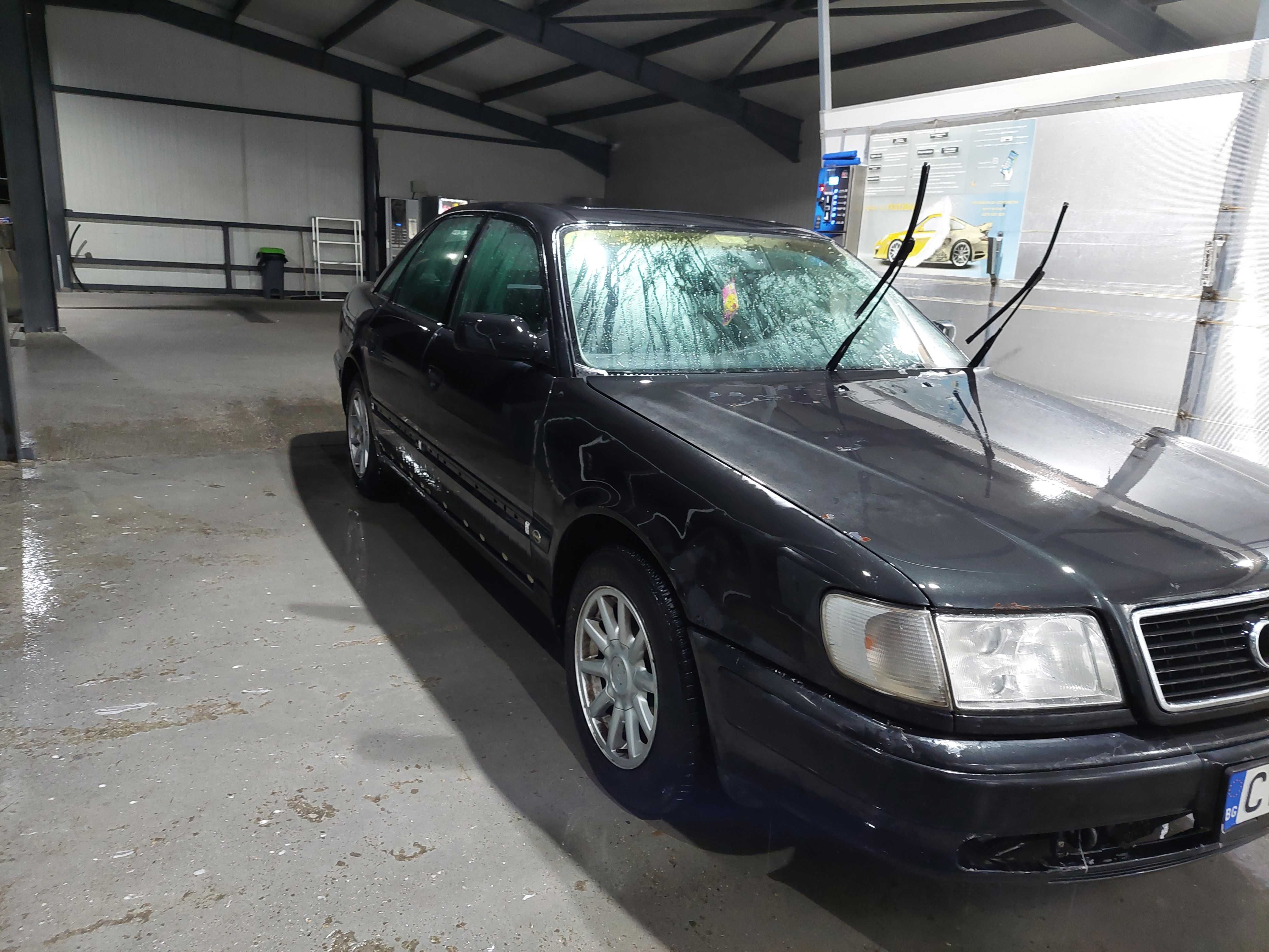 Продавам Audi 100C4 2.3 E