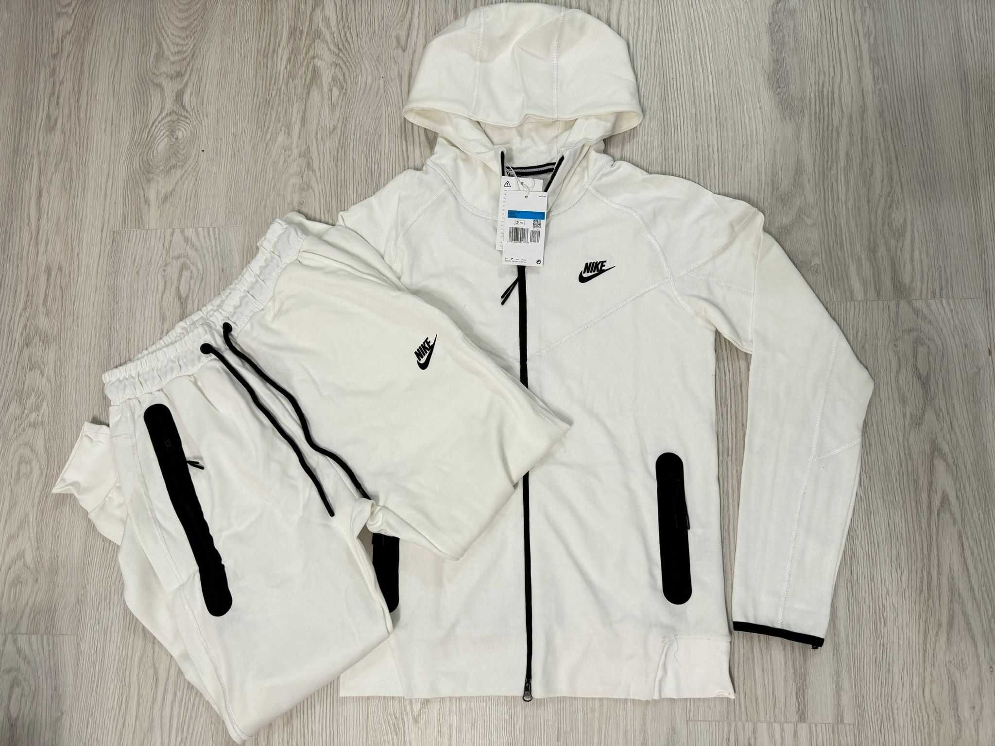 Trening Nike Tech Fleece Model NOU l Compleu Baieti / Barbati / Unisex