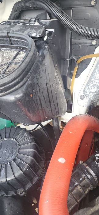 Iveco basculabil pe trei parti