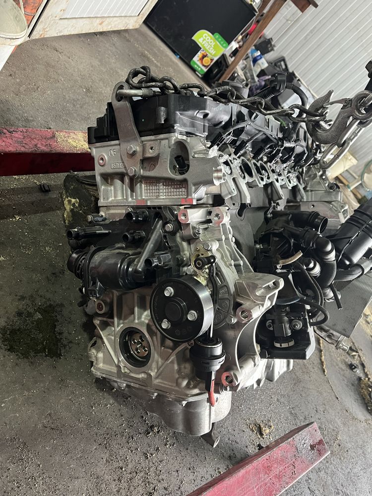 Двигател бмв Б57Д30Б 4.0д 320 ( dvigatel bmw B57D30B 4.0d 320hp )