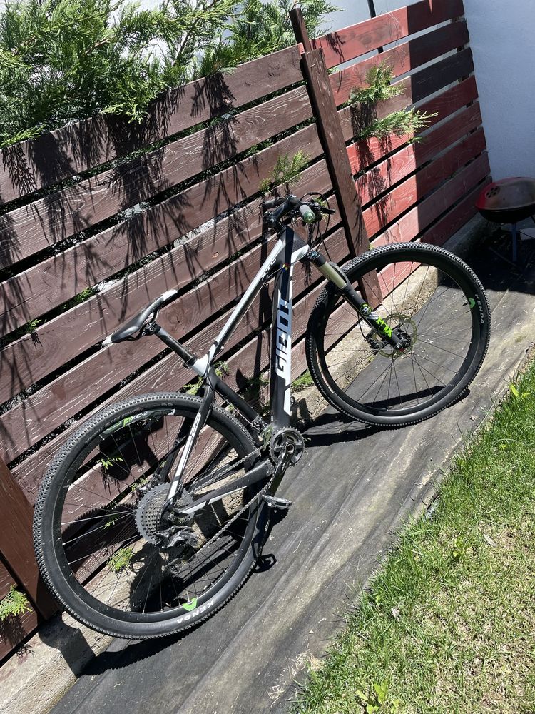 Bicicleta Giant XTC Advanced 29