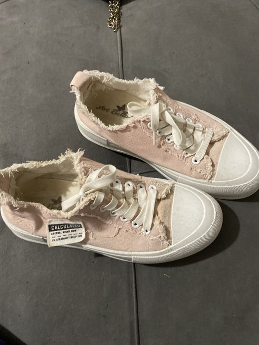 Кроссовки 37 размер состояние 10/10