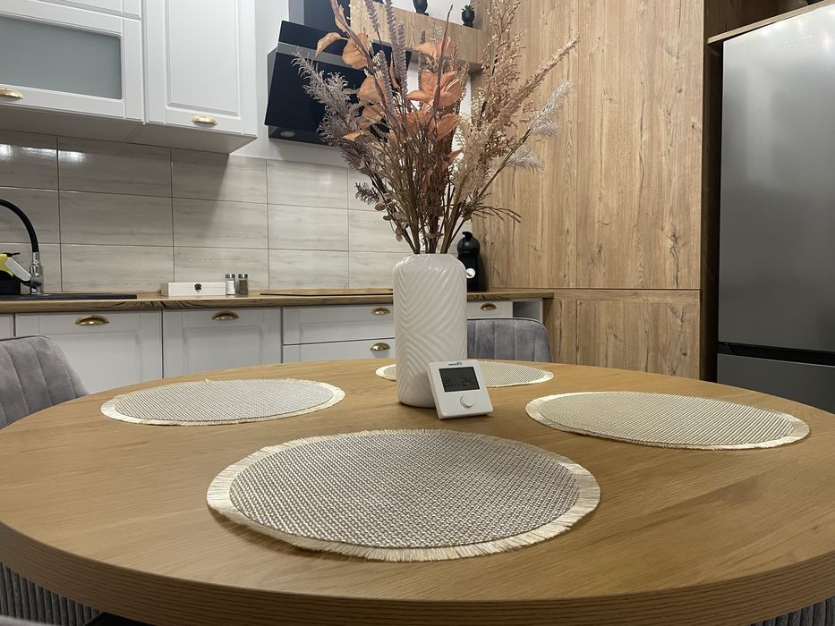 Apartament NOU cu 2 camere mobilat si utilat+parcare+boxa !