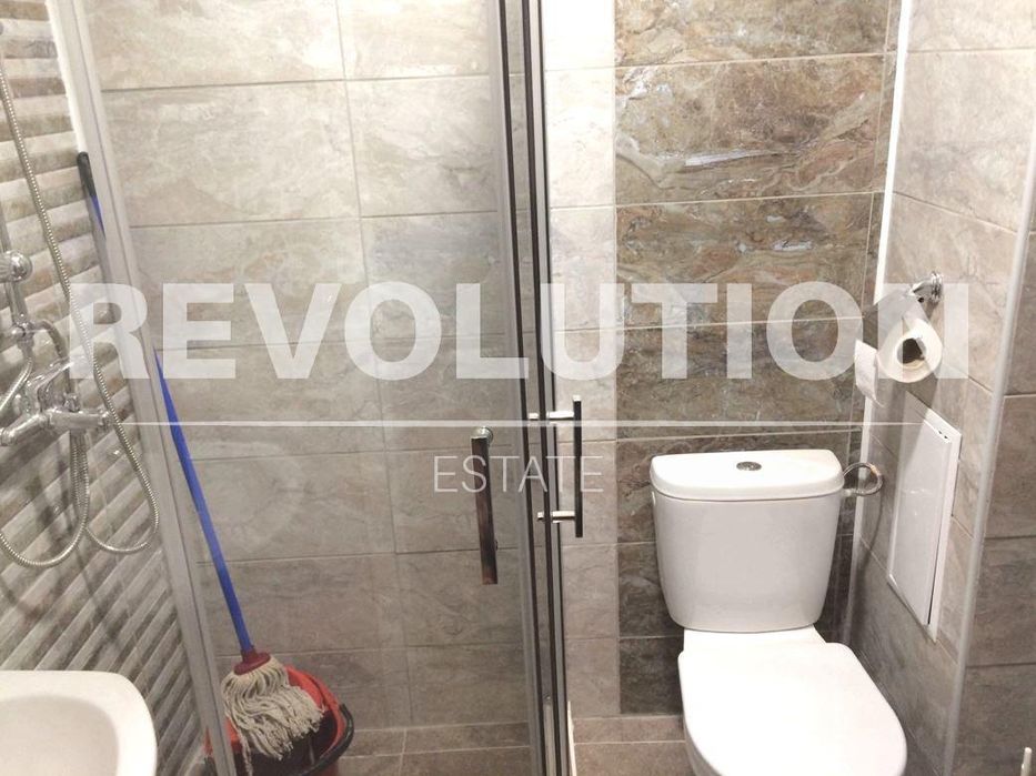 Дава се под наем Двустаен апартамент в Варна, Погреби - 55 кв.м за 350 € - Снимка #3