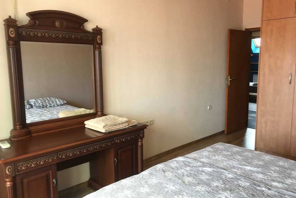 Дава се под наем Многостаен апартамент в Бургас, Център - 150 кв.м за 280.5 € - Снимка #9