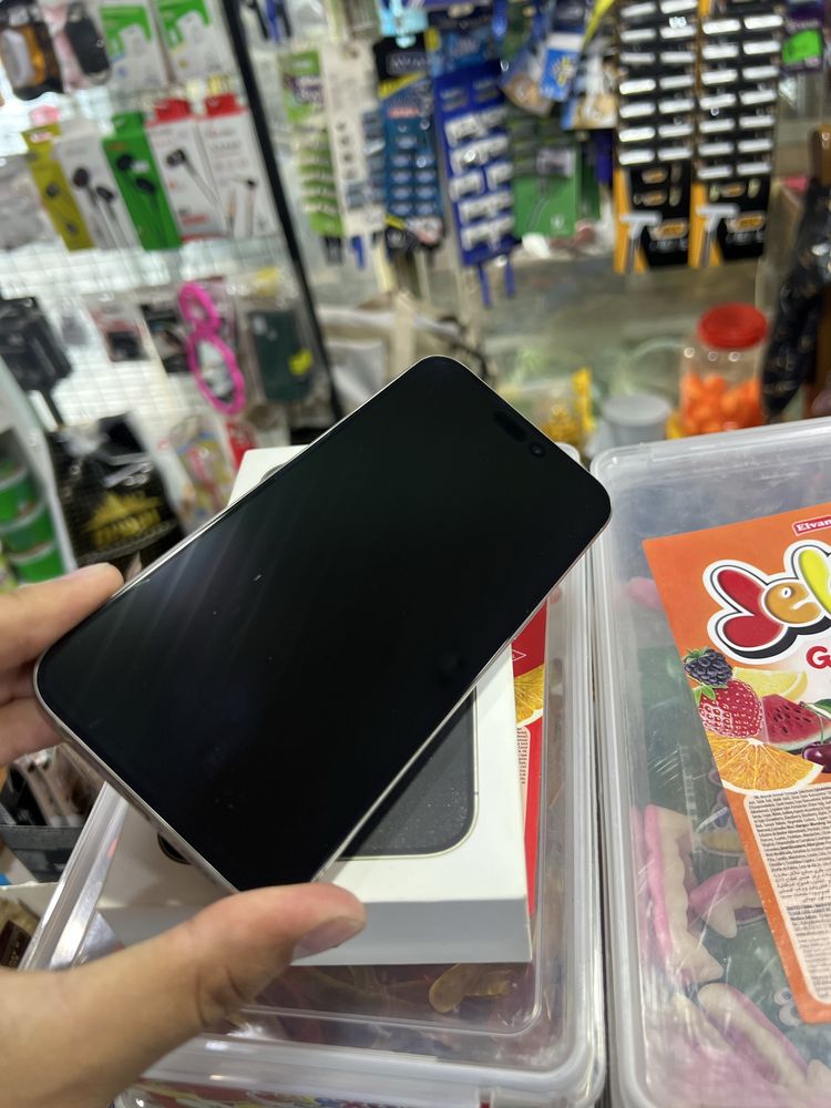 Iphone 15pro max sotiladi
