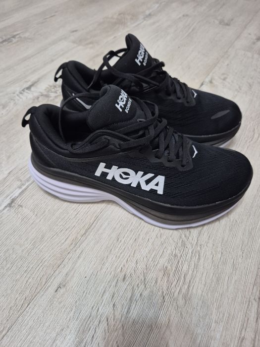 Adidas hoka foarte comozi