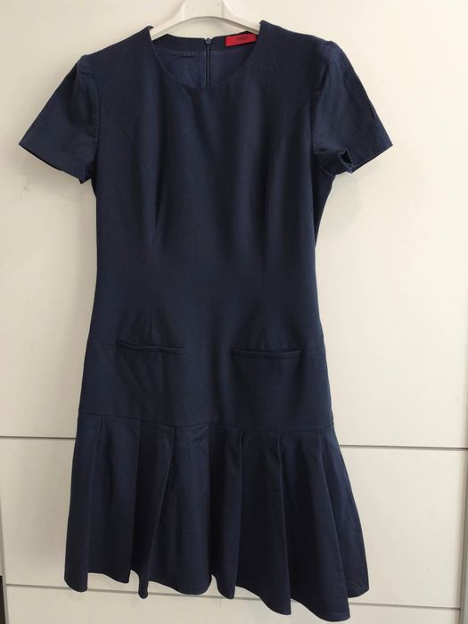 Hugo Boss рокля с вълна р-р ХС/С