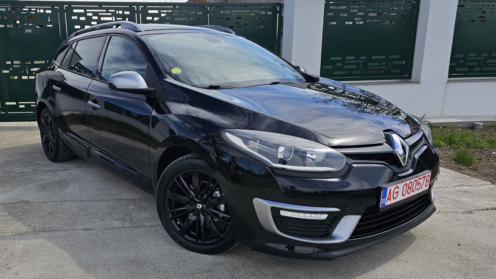 RENAULT MEGANE GT LINE, PANORAMA

1.5 dCi

110 cp

Fabricatie 09.2014
