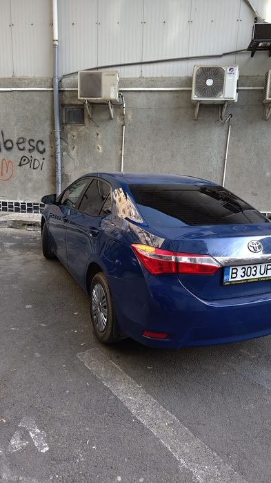 Inchiriez masina Uber bolt