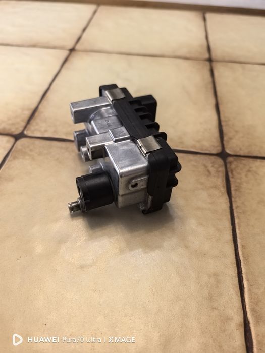 Actuator turbo Mercedes 2.2 G66