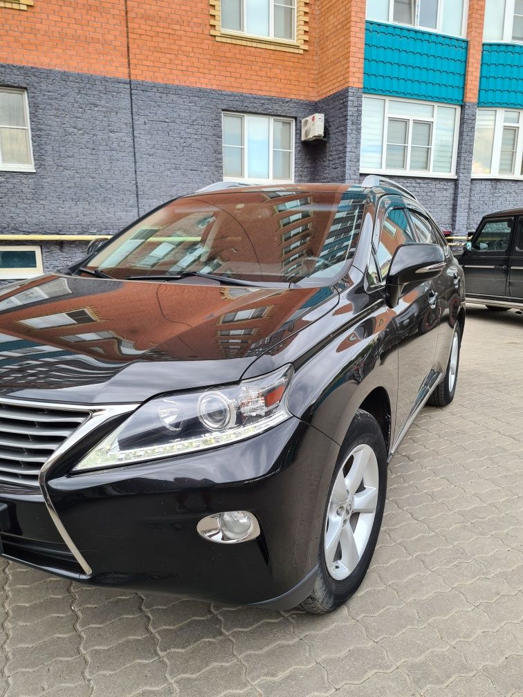 Продам Lexus RX 270.