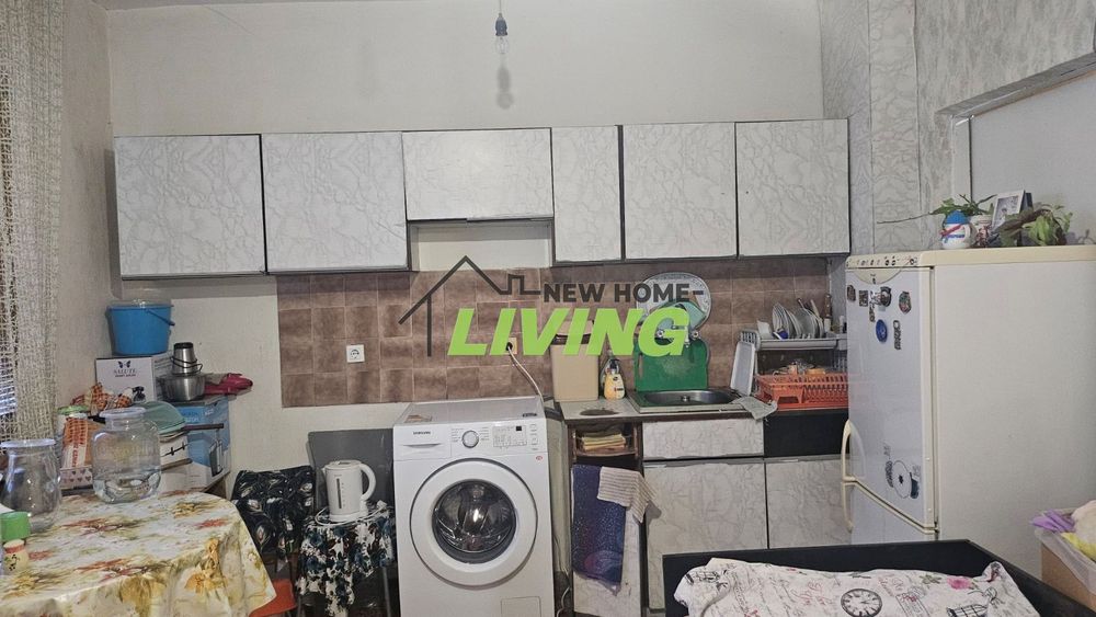 Продава се Тристаен апартамент в Пловдив, Тракия - 86 кв.м за 759 €/кв.м - Снимка #2