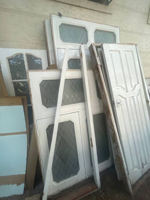 Taxta romlar va eshiklar