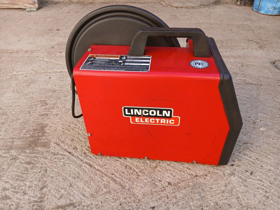 Телоподаващ апарат LINCOLN ELECTRIC