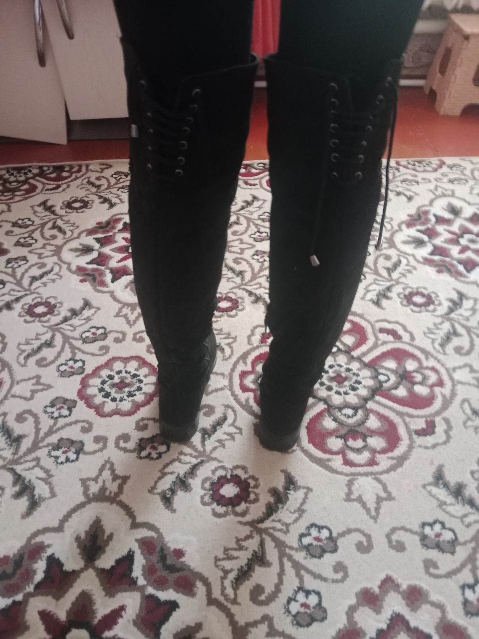 Продаются сапоги