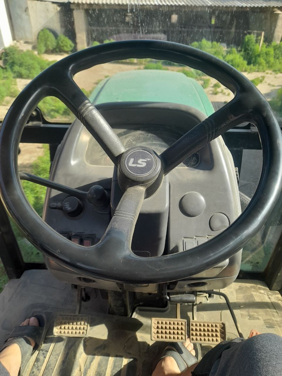 Трактор ттз лс Traktor ttz ls