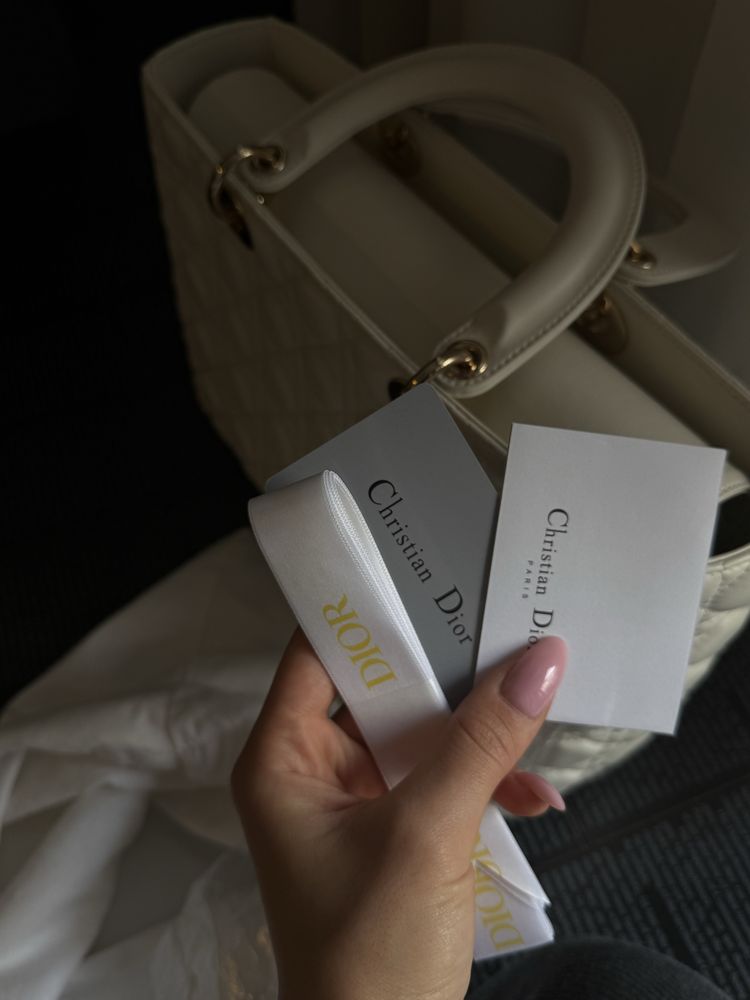 Чанта Miss Dior Large в бял цвят