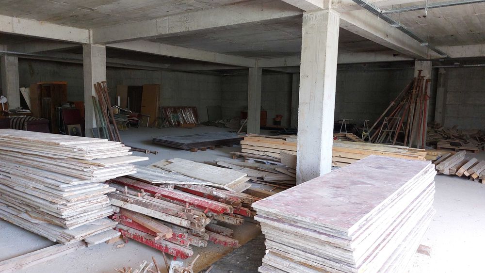 Продава се Промишлена сграда в Габрово, Младост - 704 кв.м за 242 €/кв.м - Снимка #3