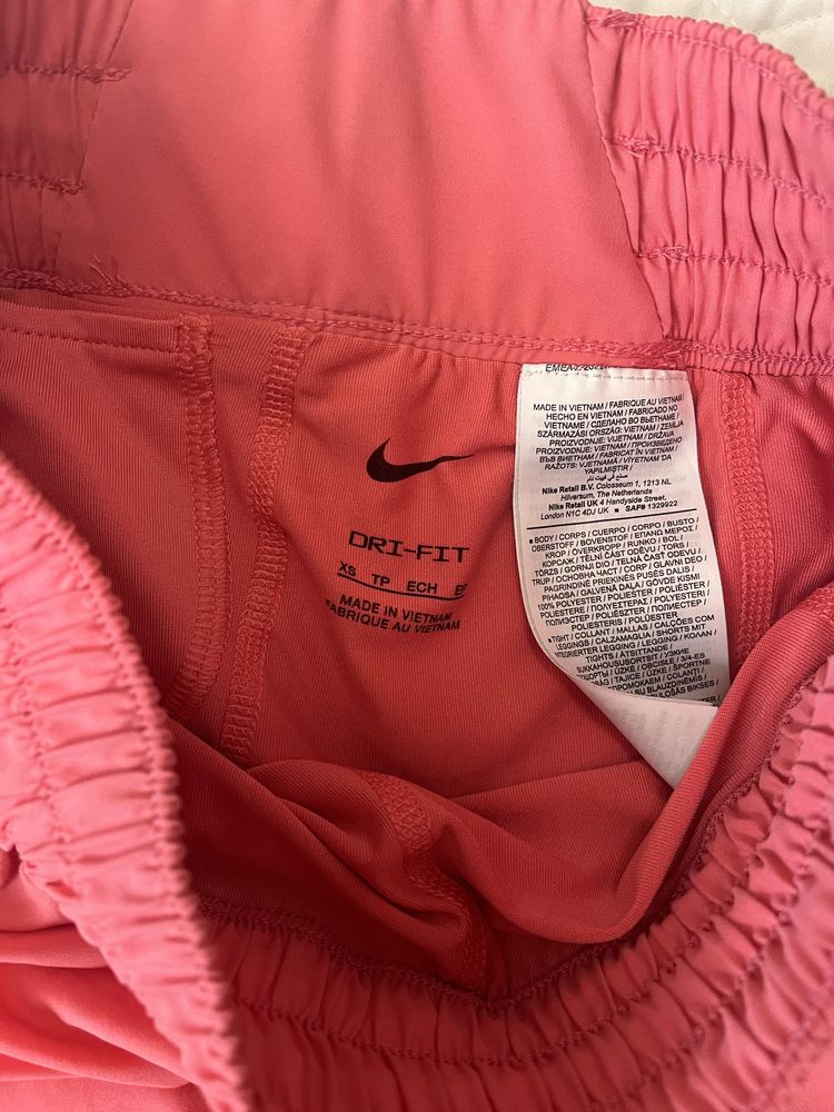 Къси панталонки Zara ,Bershka,Nike