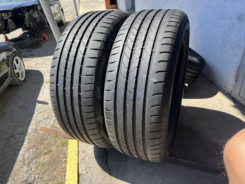 2 бр. летни гуми 235/45/19 GoodYear MOE RSC DOT 0918 6 mm