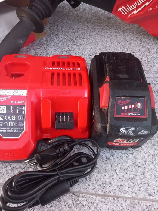 Milwaukee M18 FHM Перфоратор