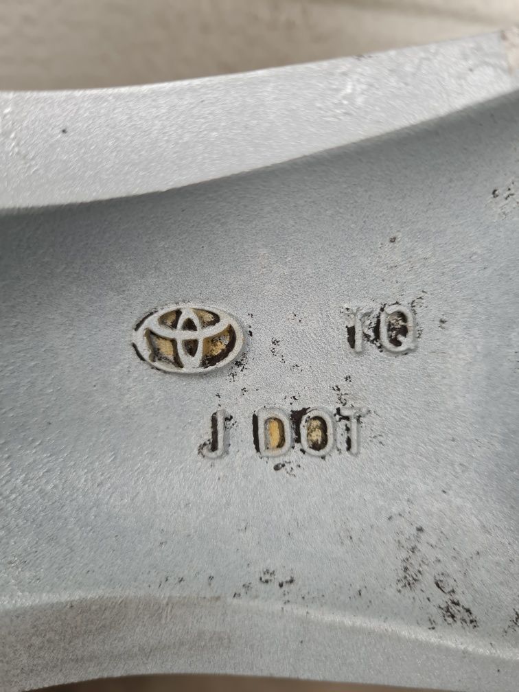 Оригинални джанти за ТОЬОТА TOYOTA R17 5x100 ET45 7J