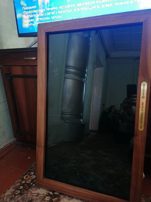 Витрина деревянная