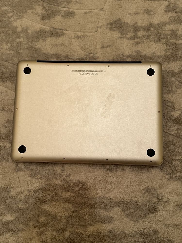 MacBook Pro 13” Early 2011 – за части или ремонт