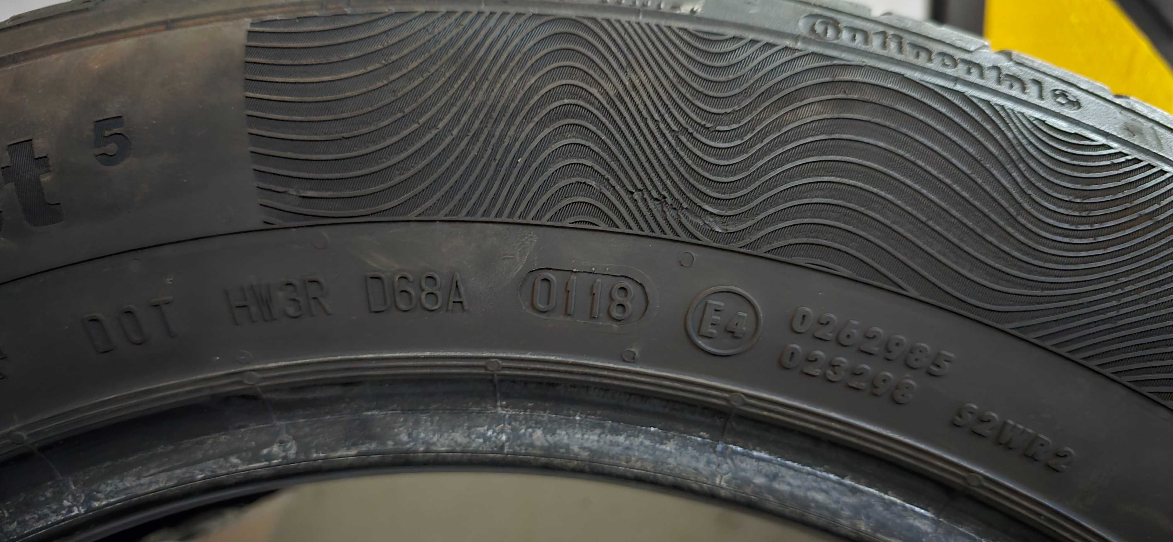 4 бр. Летни гуми Continental 215/55 R 17