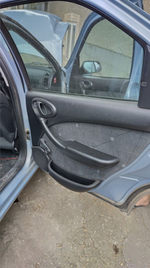 Citroen Xsara 1.4i 75кс за части