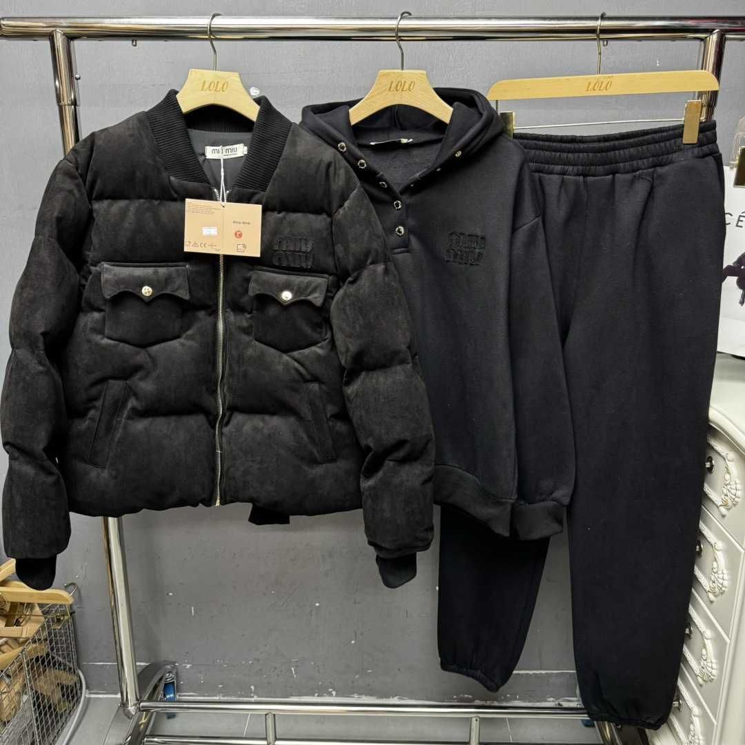 Тройка от miu miu