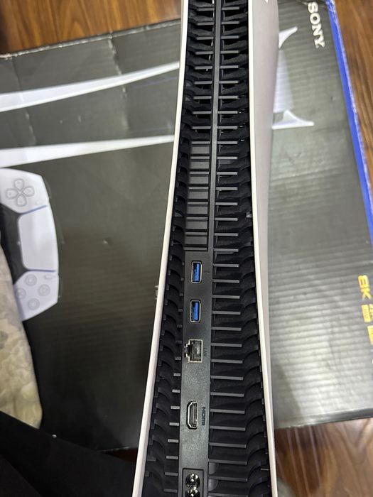 Playstation 5 Digital version ( срочно продается )