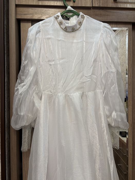 Вечерние платья           .