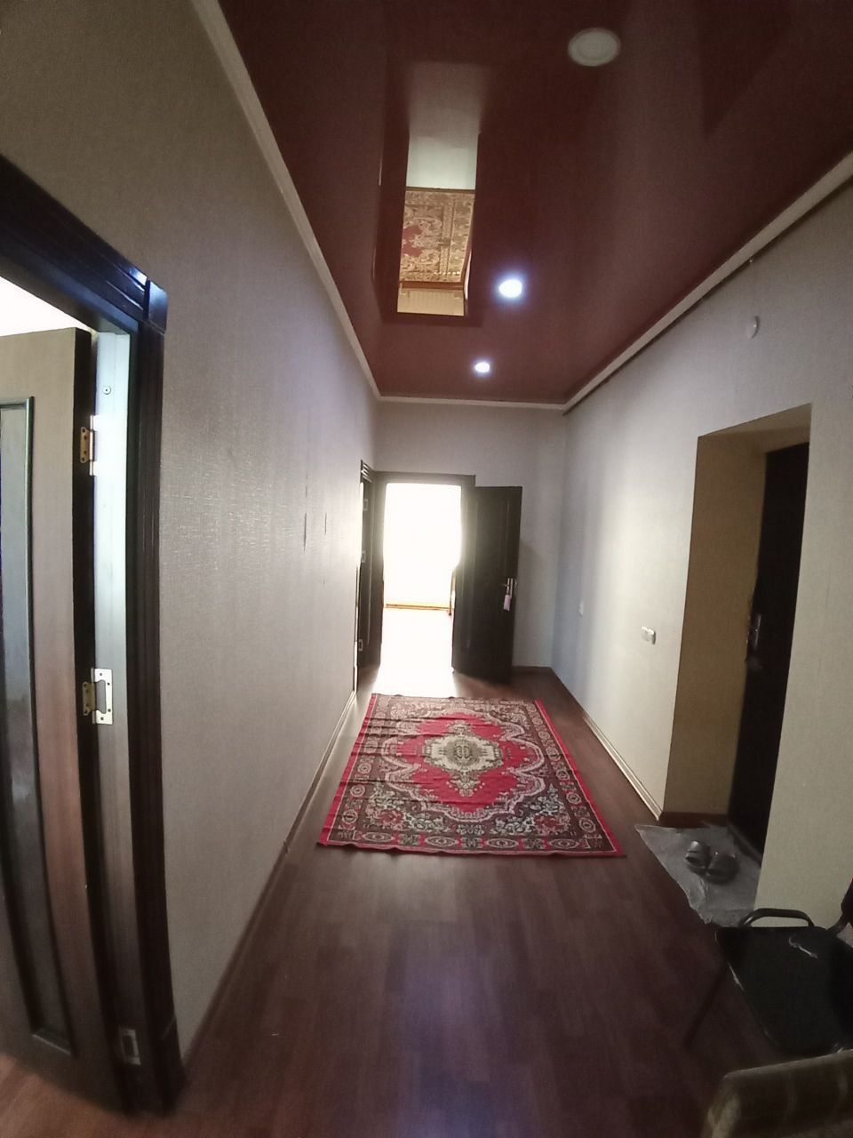 2 хонали квартира ижарага берилади оила йоки студент кизлара