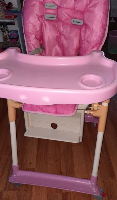 Scaun masa bebe roz