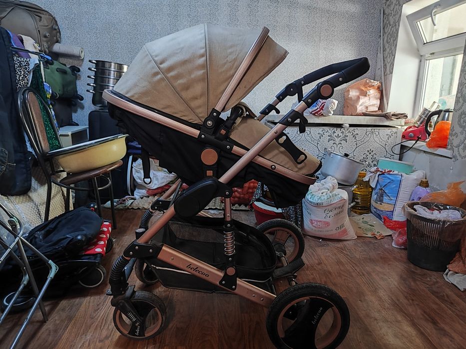 Коляска в отличном состоянии